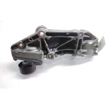 Recambio de soporte alternador para renault trafic caja cerrada dci cat referencia OEM IAM 8200881264 8200941079 