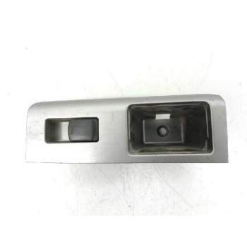 MANDO ELEVALUNAS TRASERO IZQUIERDO 25401 EB30B 