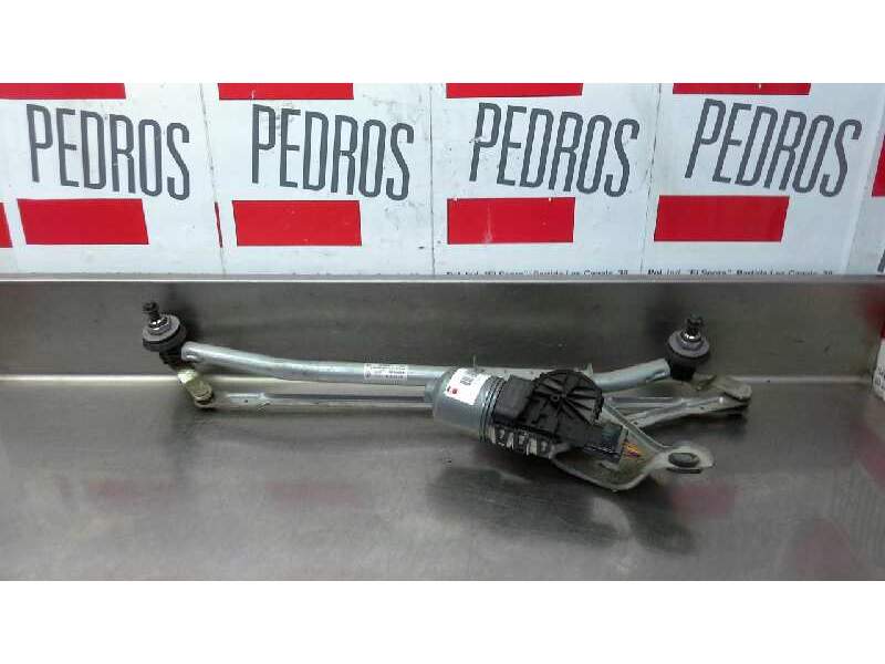Recambio de motor limpia delantero para dacia sandero ambiance music referencia OEM IAM 8200619512  