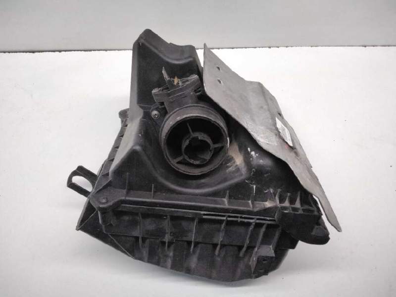 Recambio de caja filtro de aire para audi a4 berlina (8e) 2.0 tdi 16v (103kw) referencia OEM IAM   
