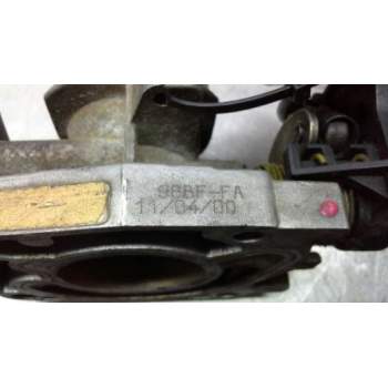 Recambio de cuerpo de mariposa para ford fiesta berlina (dx) 1.3 cat referencia OEM IAM 98BFFA  