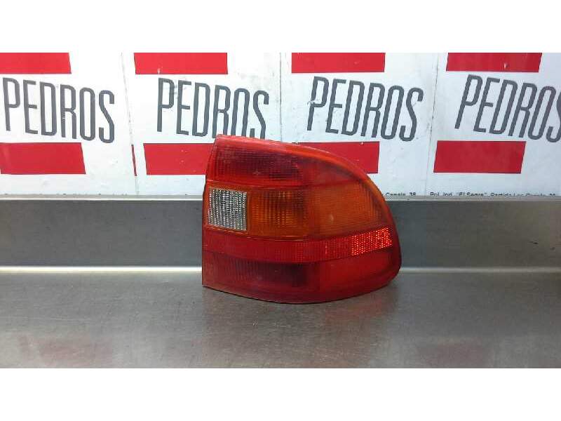 Recambio de piloto trasero derecho para opel astra f berlina gls referencia OEM IAM 1223000 45014 