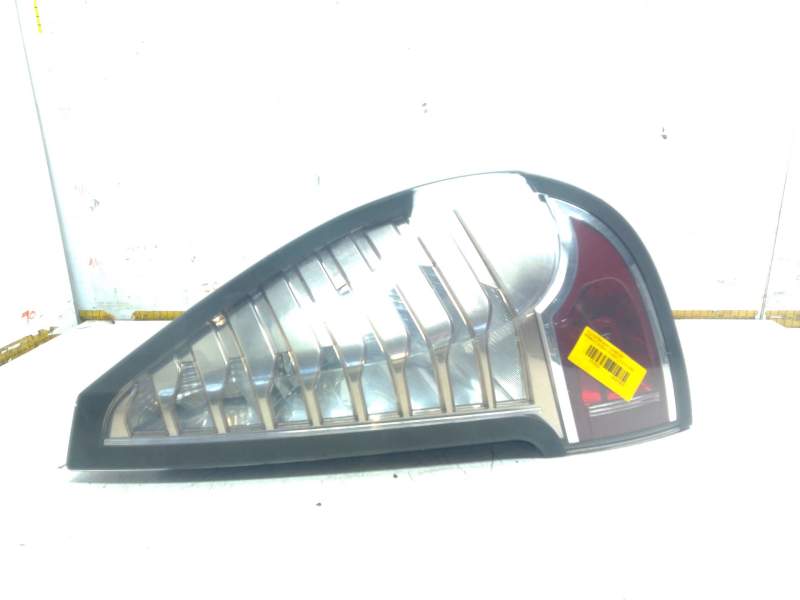 Recambio de piloto trasero derecho para renault scénic iii (jz0/1_) 1.5 dci referencia OEM IAM 265503764R  