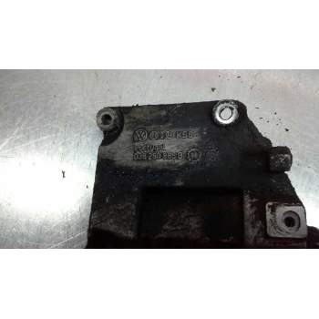 Recambio de soporte compresor de aire acondicionado para volkswagen passat berlina (3b2) trendline referencia OEM IAM 038260885B