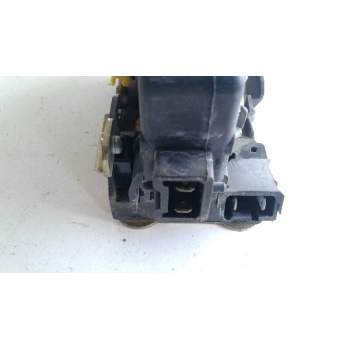 Recambio de cerradura puerta delantera izquierda para renault laguna (b56) 2.2 dt rxe referencia OEM IAM 7701045753  