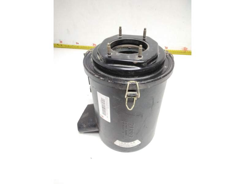 Recambio de caja filtro de aire para nissan terrano/terrano.ii (r20) referencia OEM IAM 7F002  