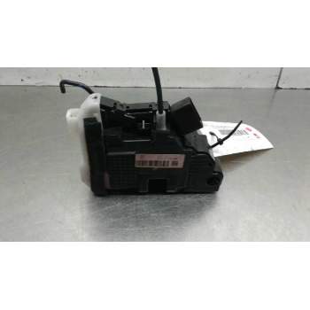 Recambio de cerradura puerta delantera izquierda para hyundai i20 1.4 crdi cat referencia OEM IAM 81310-C8320  