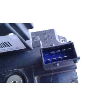 Recambio de cerradura puerta delantera izquierda para opel zafira a elegance referencia OEM IAM DJ24414116  