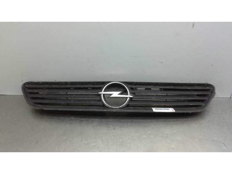 Recambio de rejilla delantera para opel astra g berlina club referencia OEM IAM   