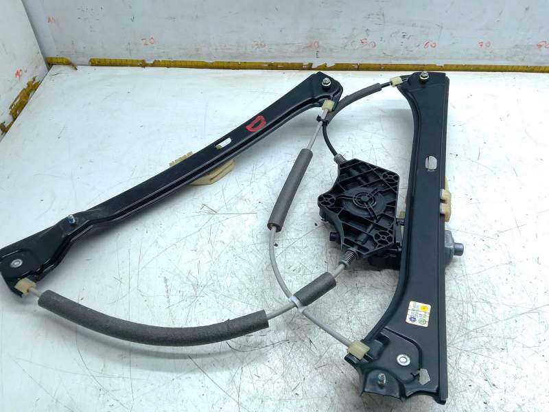 Recambio de elevalunas delantero derecho para skoda superb iii (3v3) 2.0 tdi referencia OEM IAM 3V0837462A  