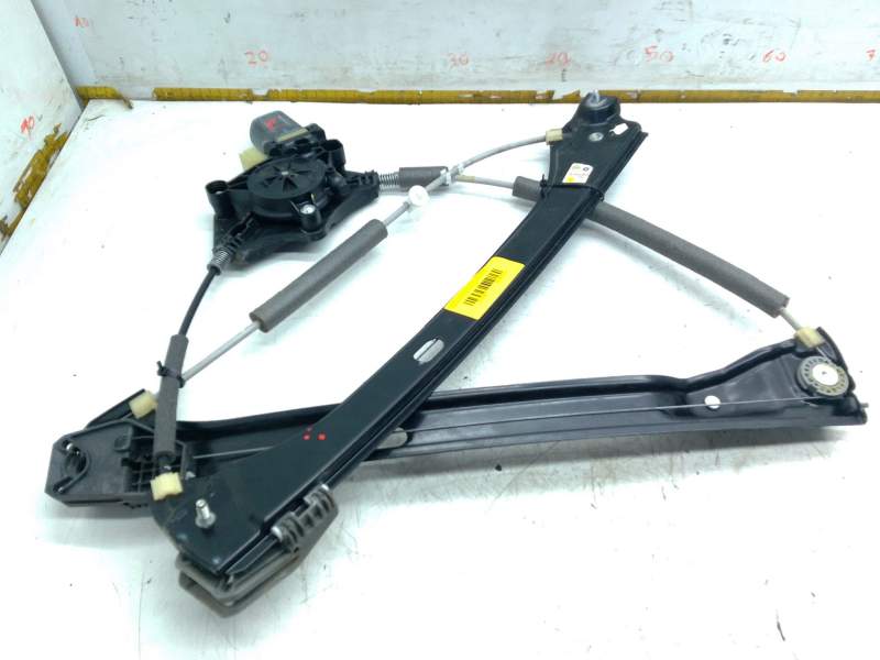 Recambio de elevalunas delantero izquierdo para skoda superb iii (3v3) 2.0 tdi referencia OEM IAM 3V0837461A  