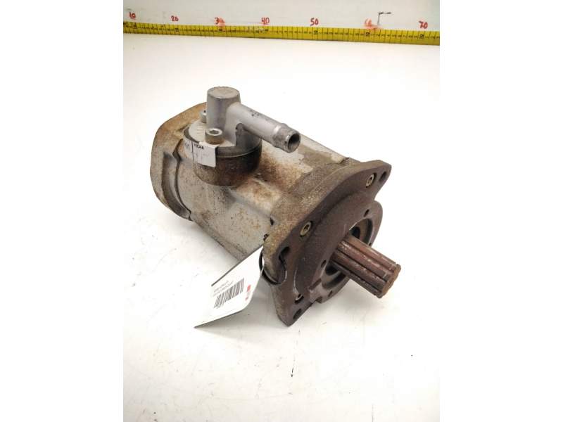 Recambio de bomba hidraulica para avia 3.500 camion caja referencia OEM IAM 996691  