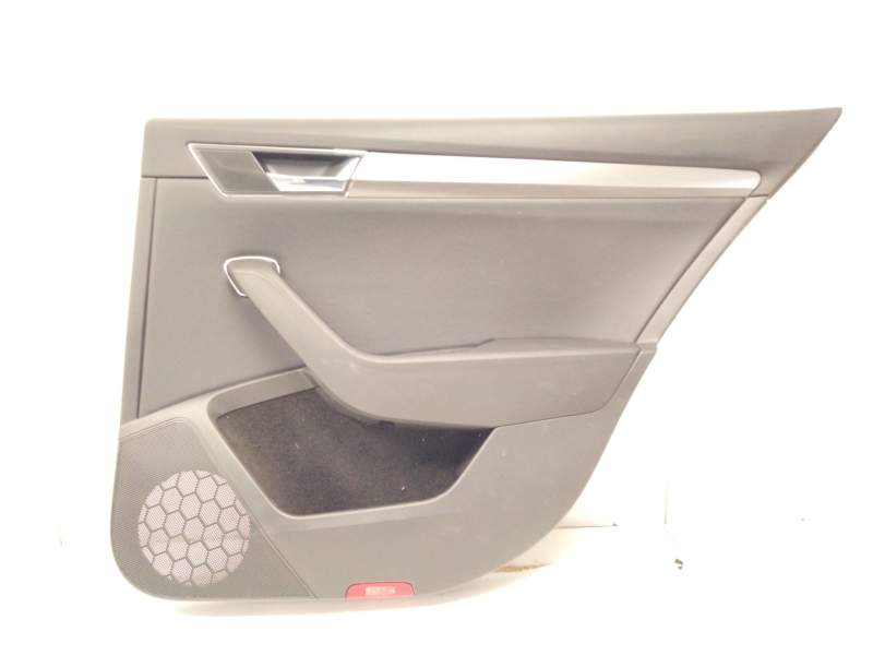 Recambio de guarnecido puerta trasera derecha para skoda superb iii (3v3) 2.0 tdi referencia OEM IAM 3V5861212  