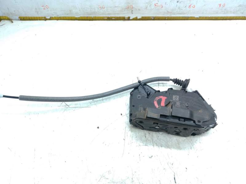 Recambio de cerradura puerta delantera derecha para skoda superb iii (3v3) 2.0 tdi referencia OEM IAM 5TB837016A  