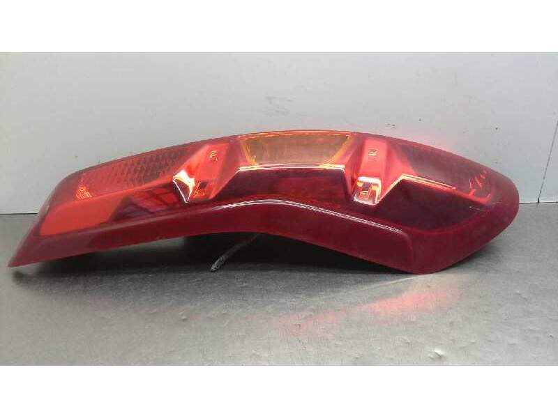 Recambio de piloto trasero izquierdo para nissan x-trail (t31) le referencia OEM IAM 22083929 7Y6 