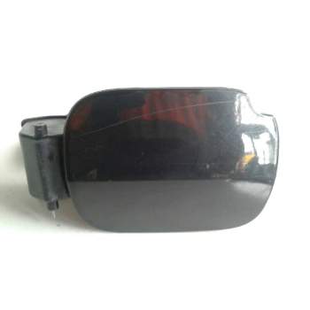 Recambio de tapa exterior combustible para renault clio iii confort dynamique referencia OEM IAM   