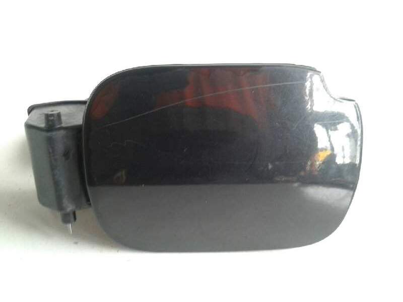 Recambio de tapa exterior combustible para renault clio iii confort dynamique referencia OEM IAM   