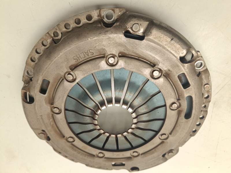 Recambio de prensa embrague para seat leon (1p1) referencia OEM IAM 03C141025H  