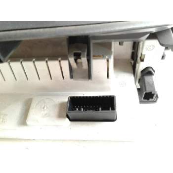 Recambio de pantalla multifuncion para renault clio iii confort dynamique referencia OEM IAM 8200307273  