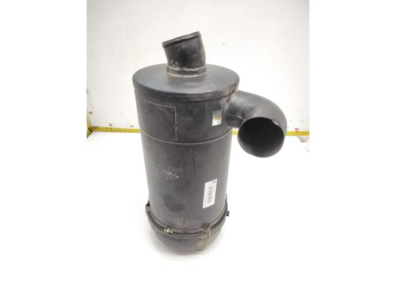 Recambio de caja filtro de aire para nissan trade chasis cabina referencia OEM IAM 44516592320 C151653 03505244