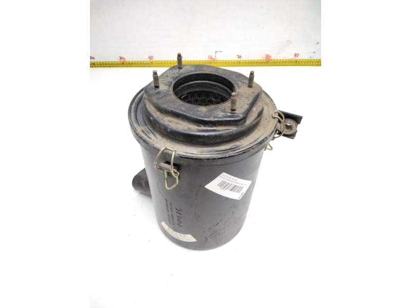 Recambio de caja filtro de aire para nissan terrano/terrano.ii (r20) referencia OEM IAM 7F002  