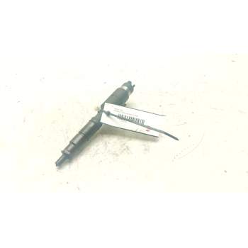 Recambio de inyector para renault midlum 240.12 referencia OEM IAM 025628611  