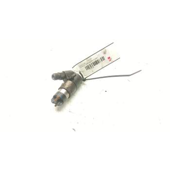 Recambio de inyector para renault midlum 240.12 referencia OEM IAM 010275902  