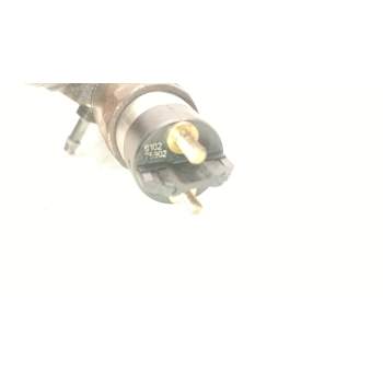 Recambio de inyector para renault midlum 240.12 referencia OEM IAM 010275902  