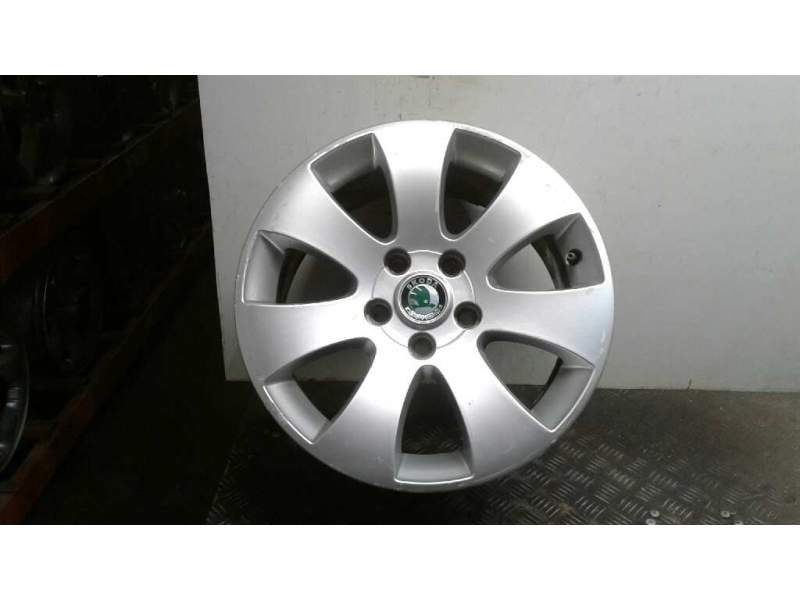 Recambio de llanta aluminio para skoda superb combi (3t5) active referencia OEM IAM 16 5TORNILLOS  