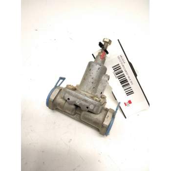 Recambio de valvula para iveco eurocargo 150 e 18 referencia OEM IAM 4341002320  WABCO 102