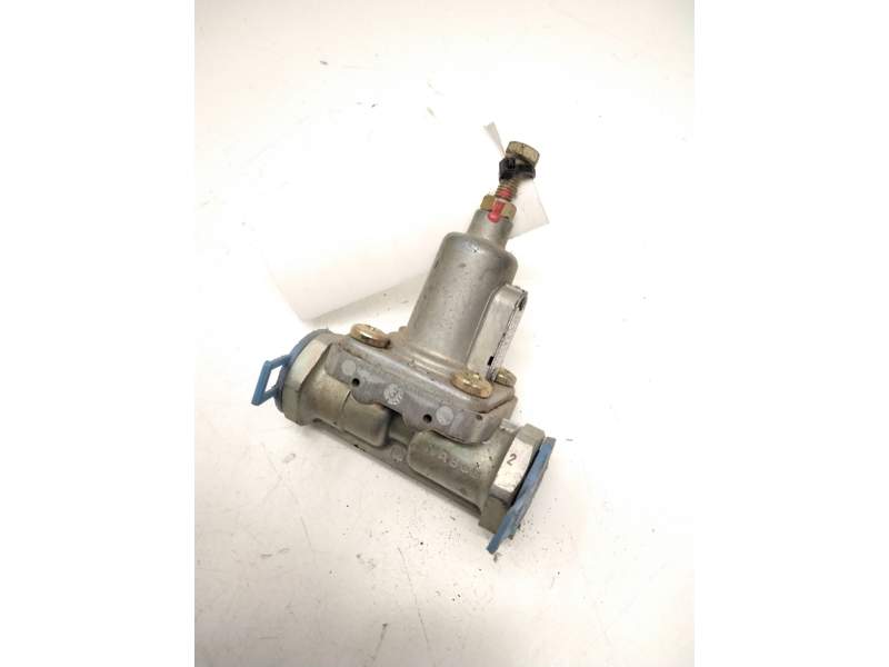Recambio de valvula para iveco eurocargo 150 e 18 referencia OEM IAM 4341002320  WABCO 102