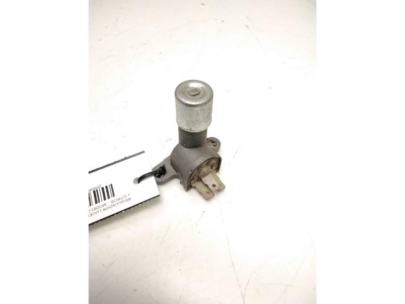 Recambio de regulador luces faros para » otros... premium 370 26 g 6x2 referencia OEM IAM SIN REF  