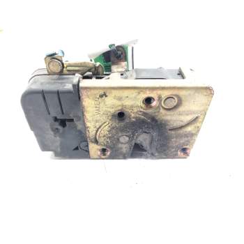 CERRADURA PUERTA DELANTERA DERECHA 
