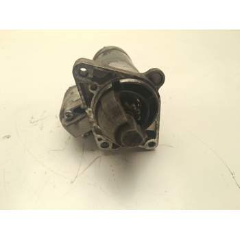 Recambio de motor arranque para renault trafic caja cerrada (ab 4.01) referencia OEM IAM 570548103130  