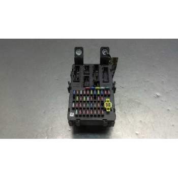 Recambio de caja fusibles para kia rio 1.5 crdi active referencia OEM IAM 919501G010  