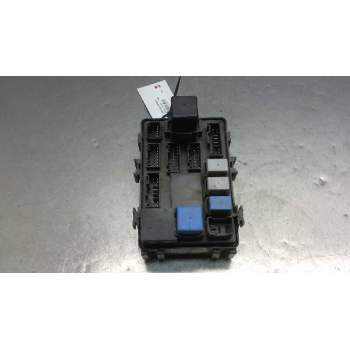 Recambio de caja fusibles para kia rio 1.5 crdi active referencia OEM IAM 919501G010  