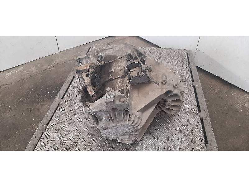 Recambio de caja cambios para volvo s40 berlina 2.0 t referencia OEM IAM 4M5R7002CD  