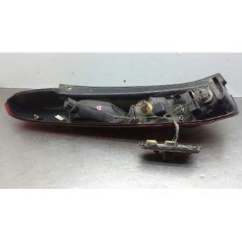 Recambio de piloto trasero derecho para ford fiesta (cbk) trend referencia OEM IAM 6S6113404A  