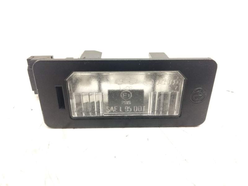 Recambio de piloto matricula para bmw serie 3 berlina (e90) 3.0 turbodiesel cat referencia OEM IAM 26465646  