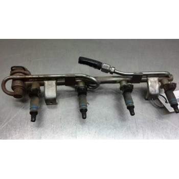 Recambio de rampa inyectora para audi a4 berlina (8e) 2.0 referencia OEM IAM 058133681  