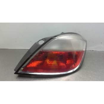 PILOTO TRASERO DERECHO 154421936RB 03775335 