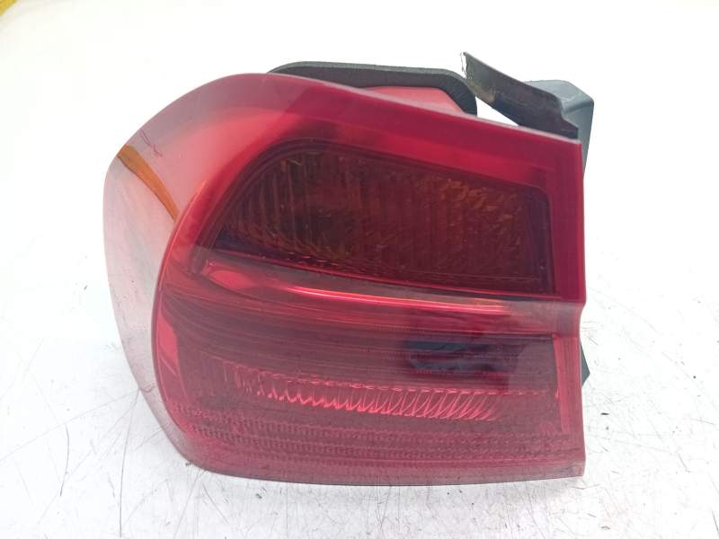 Recambio de piloto trasero izquierdo para bmw serie 3 berlina (e90) 3.0 turbodiesel cat referencia OEM IAM 693745717  