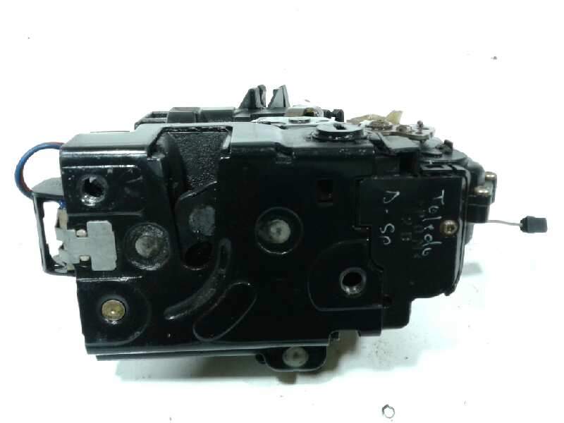 Recambio de cerradura puerta trasera derecha para volkswagen passat variant (3b5) comfortline referencia OEM IAM   