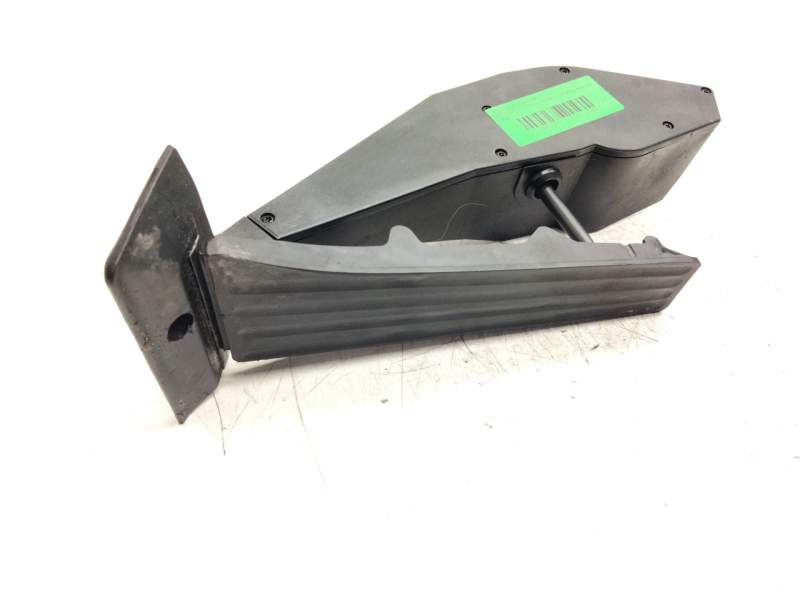 Recambio de pedal acelerador para bmw serie 3 berlina (e90) 3.0 turbodiesel cat referencia OEM IAM 677264502  