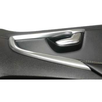 Recambio de guarnecido puerta delantera derecha para volvo v40 2.0 diesel cat referencia OEM IAM P31351100230840 1319933 