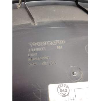Recambio de guarnecido puerta delantera derecha para volvo v40 2.0 diesel cat referencia OEM IAM P31351100230840 1319933 