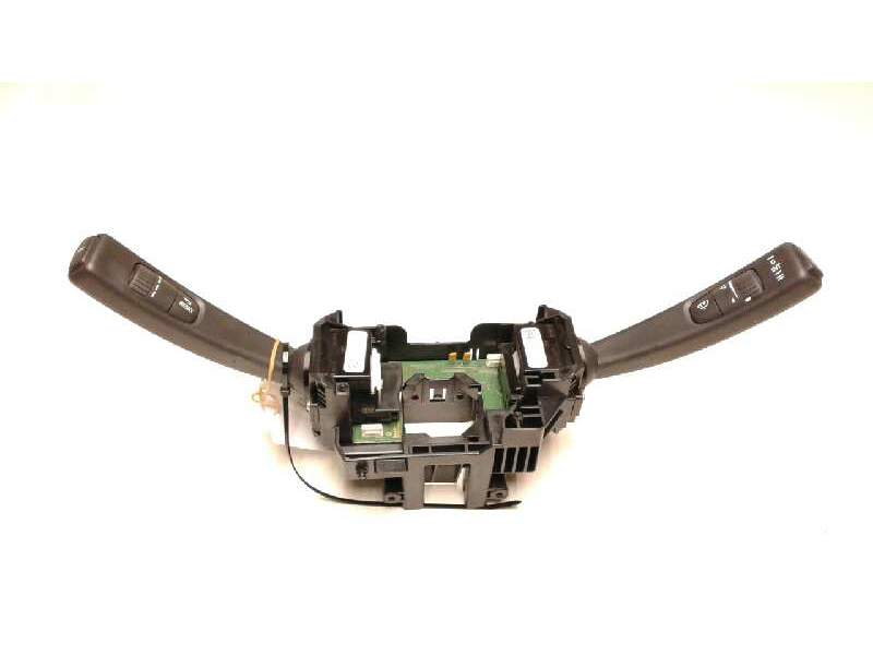 Recambio de mando multifuncion para volvo v40 2.0 diesel cat referencia OEM IAM 31481765 FBYDA 
