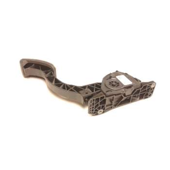 Recambio de pedal acelerador para volvo v40 2.0 diesel cat referencia OEM IAM 31341776  