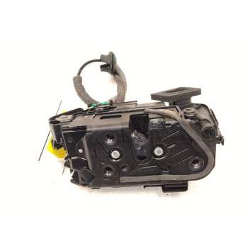 CERRADURA PUERTA TRASERA DERECHA 5TA839016E 