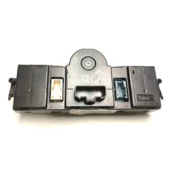 Recambio de mando climatizador para renault megane ii classic berlina confort authentique referencia OEM IAM   